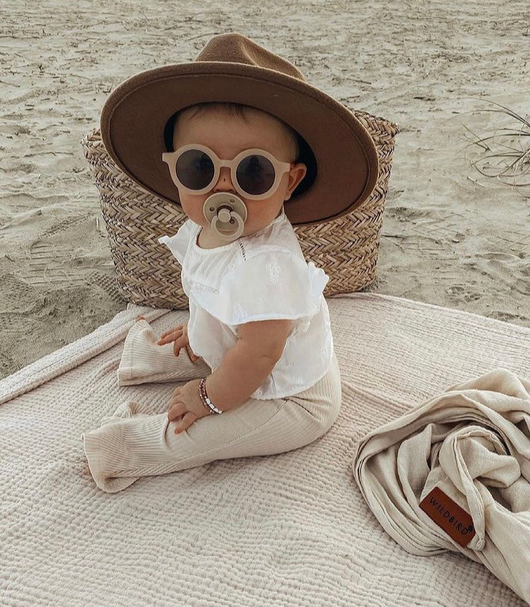 Baby sun cheap hat and sunglasses